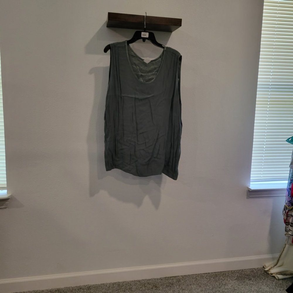 Plus Size gun metal gray color shell size 3x